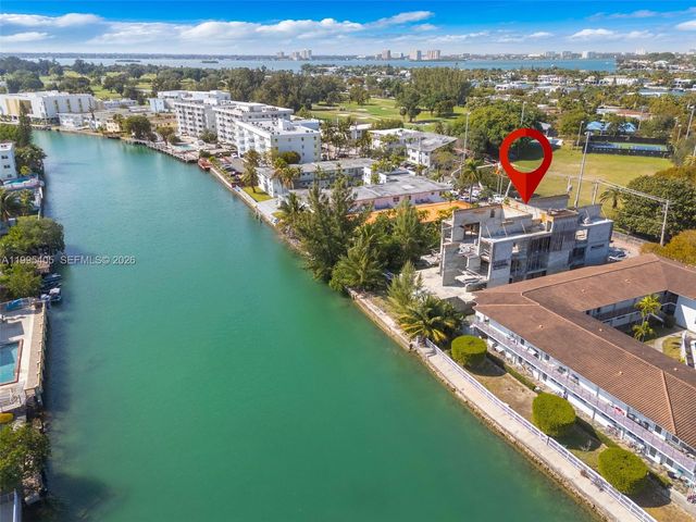 10 S Shore Drive, Miami Beach, FL 33141
