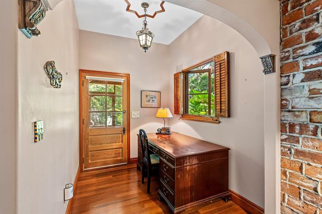825 Alamanda Street, Boca Raton, FL 33486