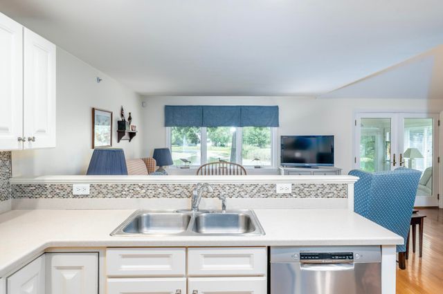 7 Ironwood Path, Mashpee, MA 02649