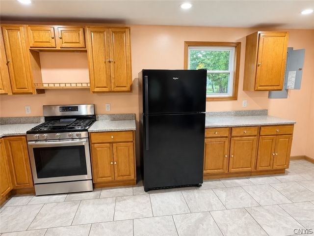 399 Pendergast Road, Granby, NY 13135