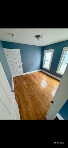 2391 Main Street, Bridgeport, CT 06606