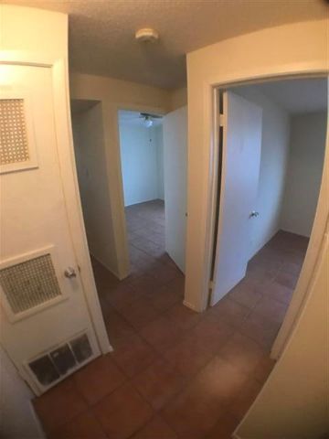 2610 Salado ST 210, Austin, TX 78705