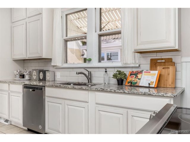 825 6th Ave, Longmont, CO 80501
