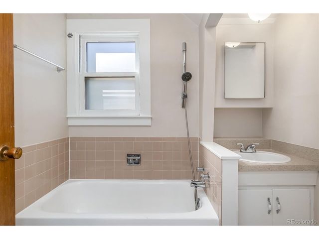 825 6th Ave, Longmont, CO 80501