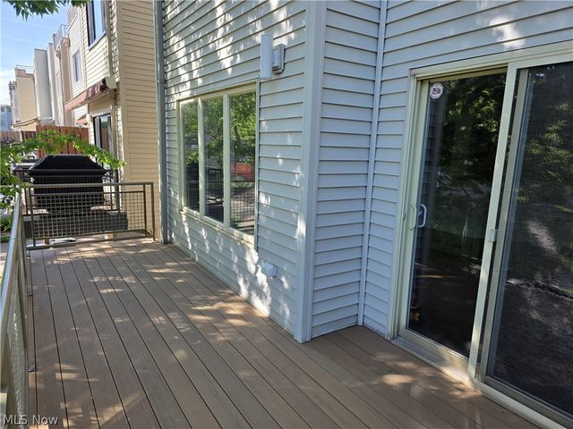 2282 W 5th Street, Cleveland, OH 44113