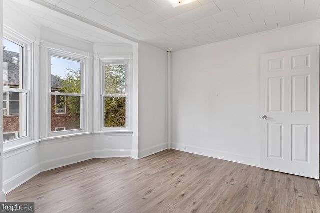 3215 N 4TH ST, Harrisburg, PA 17110