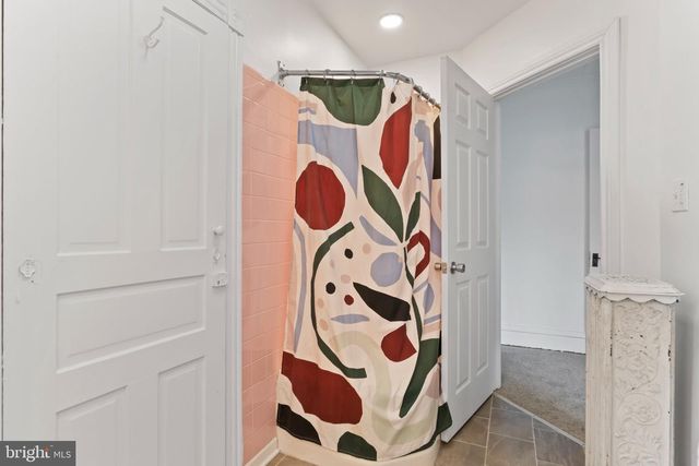 3215 N 4TH ST, Harrisburg, PA 17110