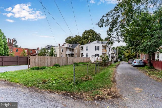 3215 N 4TH ST, Harrisburg, PA 17110