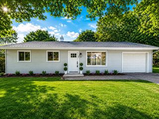 463 Wright Street, Jonesville City, MI 49250