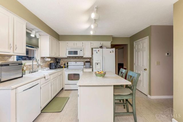 382 Broadway Street, Hamilton Twp, OH 45039