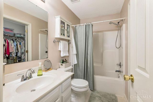 382 Broadway Street, Hamilton Twp, OH 45039