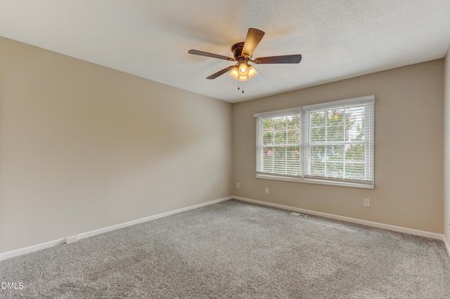 2202 Huntington Road E5, Burlington, NC 27215