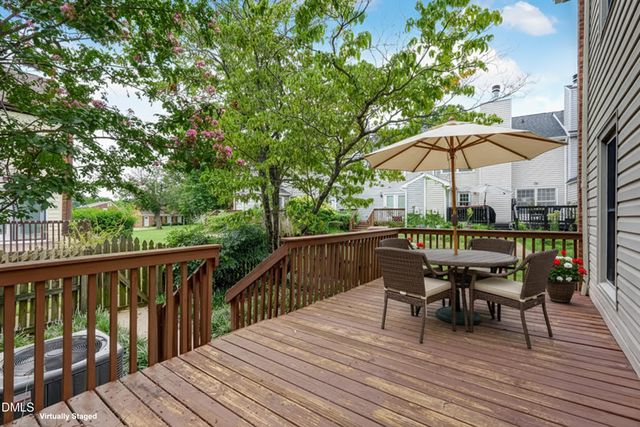 2202 Huntington Road E5, Burlington, NC 27215