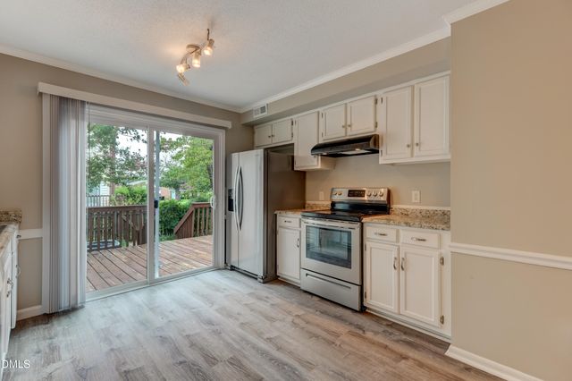 2202 Huntington Road E5, Burlington, NC 27215