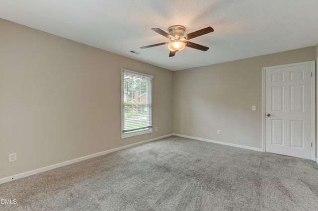 2202 Huntington Road E5, Burlington, NC 27215