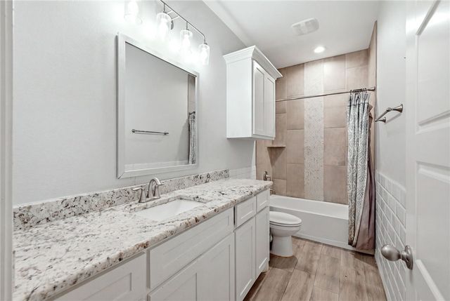 2433 Manuel, Corpus Christi, TX 78414