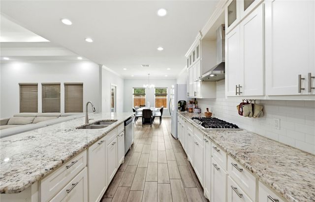 2433 Manuel, Corpus Christi, TX 78414