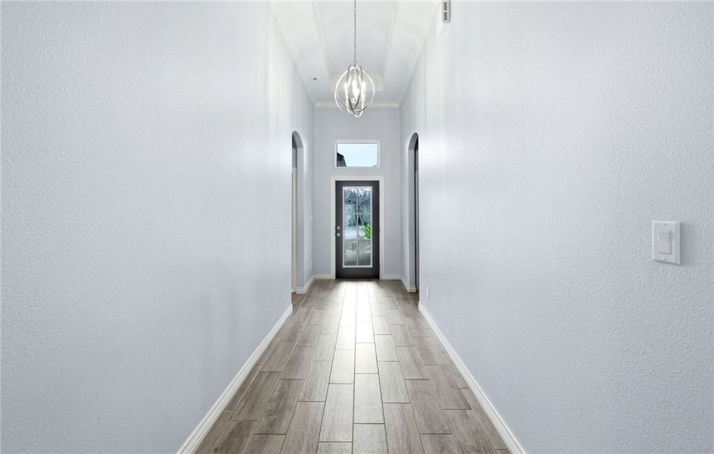 2433 Manuel, Corpus Christi, TX 78414 — photo 2
