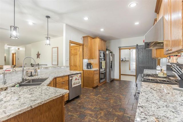 1400 E Eagle Nest Terrace, Mustang, OK 73064