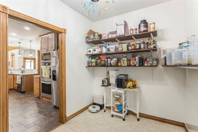1400 E Eagle Nest Terrace, Mustang, OK 73064