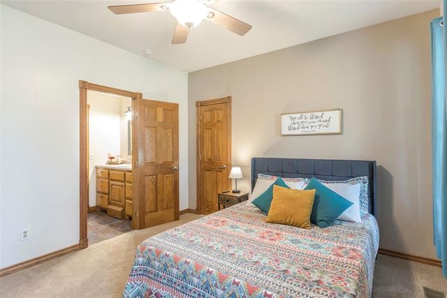 1400 E Eagle Nest Terrace, Mustang, OK 73064