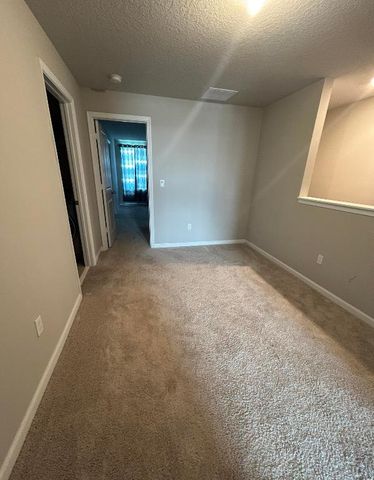 5630 N Enclave Drive, Mangonia Park, FL 33407