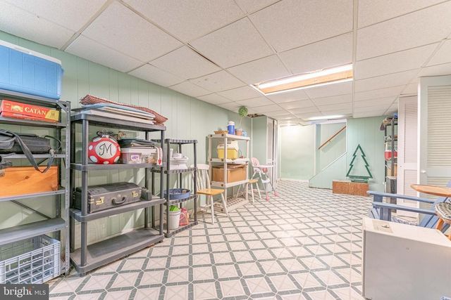 120 LAKEVIEW DR, Exton, PA 19341