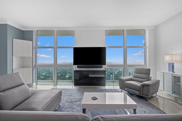 347 N New River Dr E Ph7, Fort Lauderdale, FL 33301