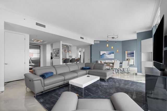 347 N New River Dr E Ph7, Fort Lauderdale, FL 33301