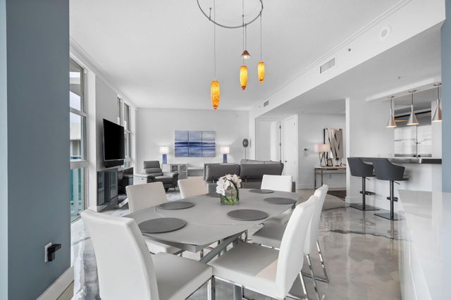 347 N New River Dr E Ph7, Fort Lauderdale, FL 33301