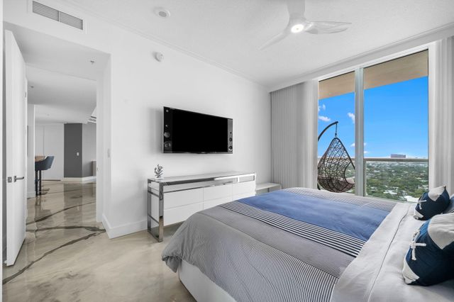 347 N New River Dr E Ph7, Fort Lauderdale, FL 33301