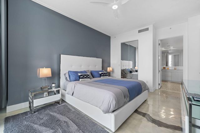 347 N New River Dr E Ph7, Fort Lauderdale, FL 33301