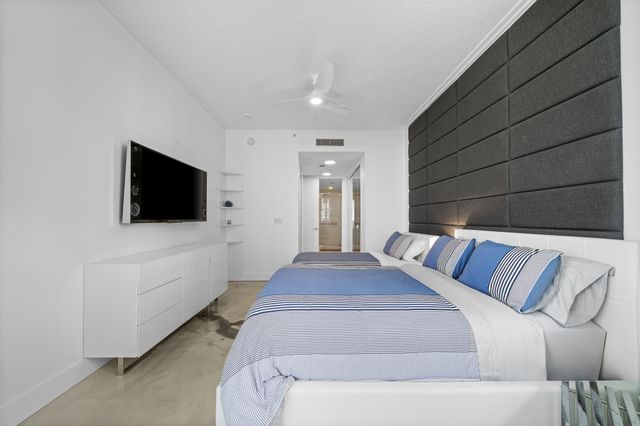 347 N New River Dr E Ph7, Fort Lauderdale, FL 33301