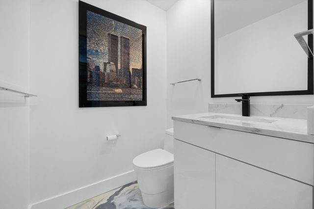 347 N New River Dr E Ph7, Fort Lauderdale, FL 33301