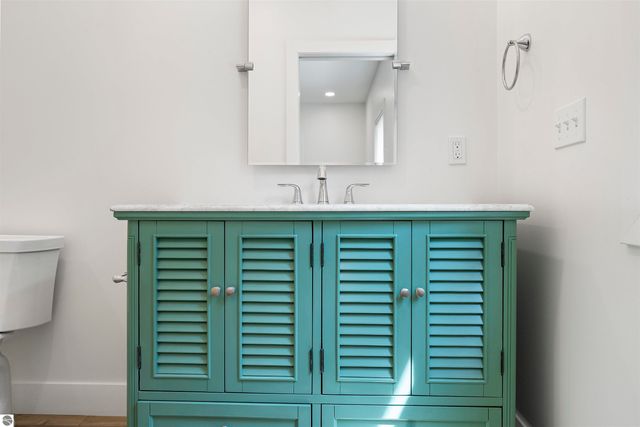 202 W Carpenter Street, Charlevoix, MI 49720