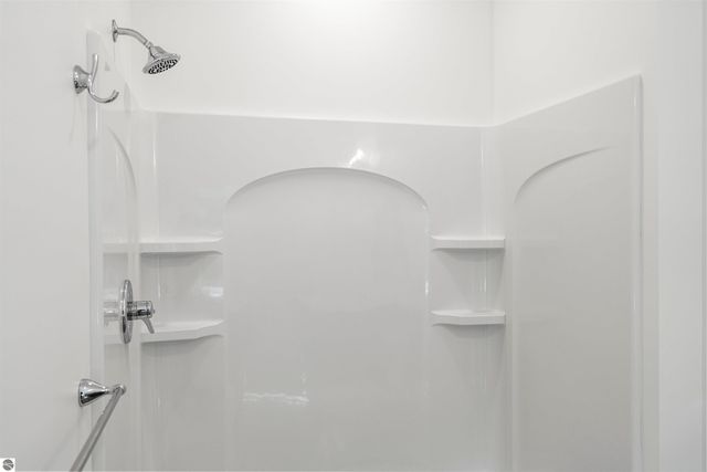 202 W Carpenter Street, Charlevoix, MI 49720