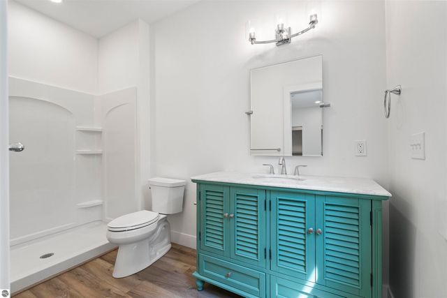 202 W Carpenter Street, Charlevoix, MI 49720