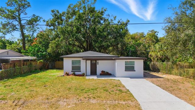 8904 TUPELO DRIVE, Tampa, FL 33637