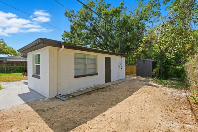8904 TUPELO DRIVE, Tampa, FL 33637