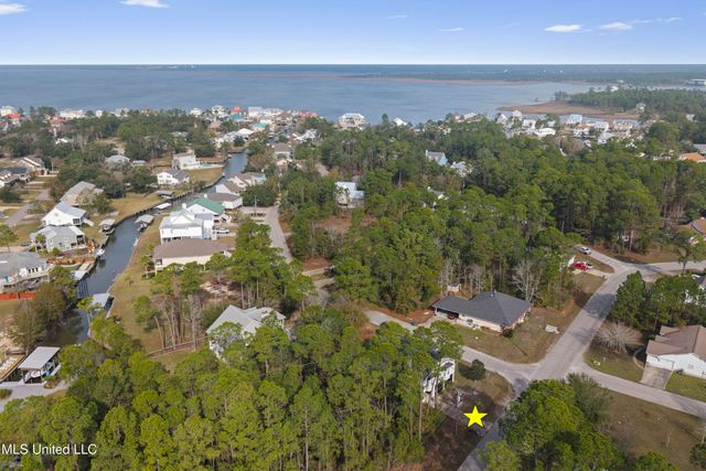 503 Royal Oak, Pass Christian, MS 39571