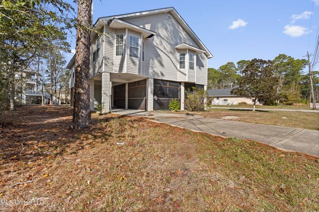503 Royal Oak, Pass Christian, MS 39571