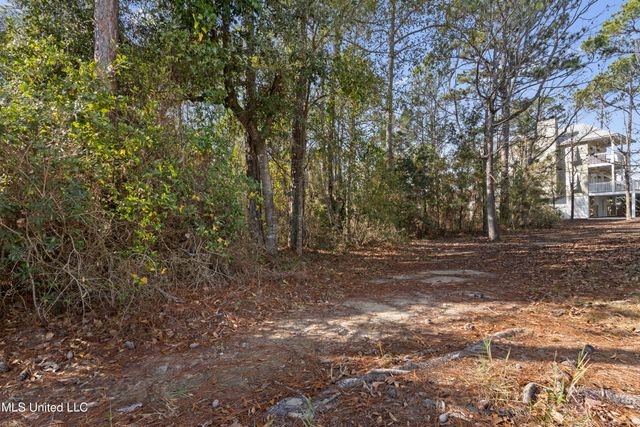 503 Royal Oak, Pass Christian, MS 39571