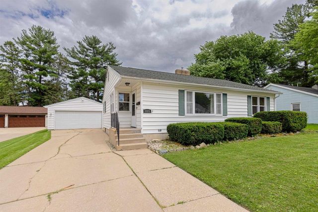 1021 S Terrace Street, Janesville, WI 53546