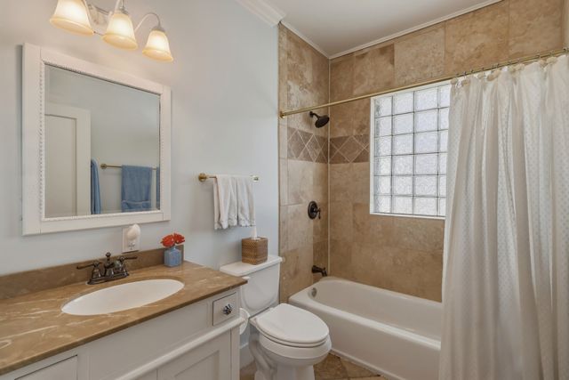 5247 Goodwin Avenue, Dallas, TX 75206