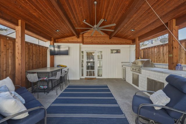 5247 Goodwin Avenue, Dallas, TX 75206