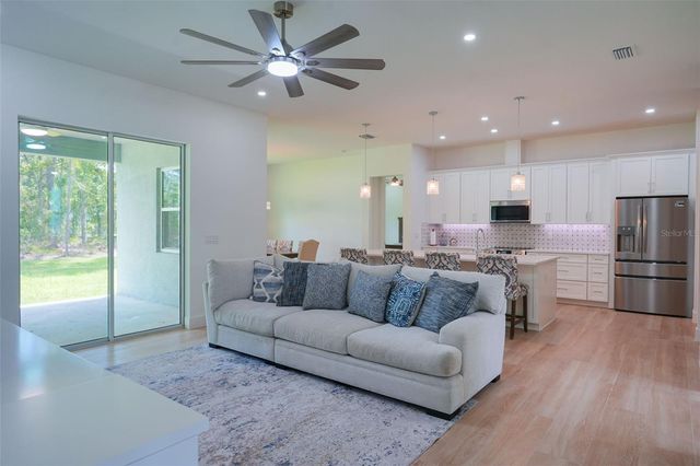 17460 MACASSAR ROAD, Weeki Wachee, FL 34614