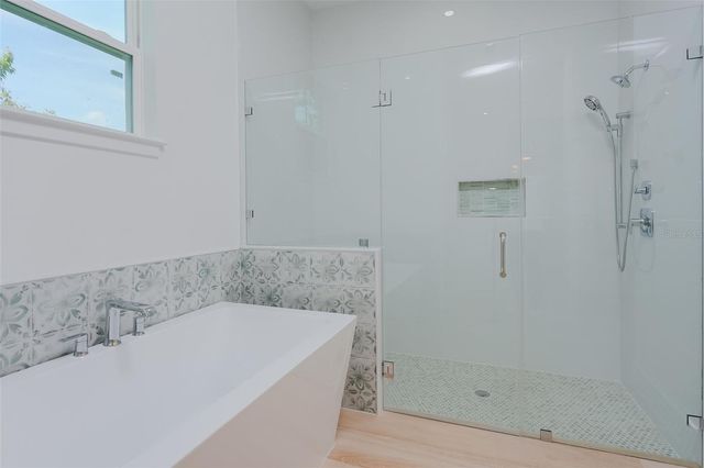 17460 MACASSAR ROAD, Weeki Wachee, FL 34614