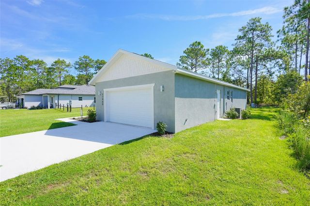 17460 MACASSAR ROAD, Weeki Wachee, FL 34614
