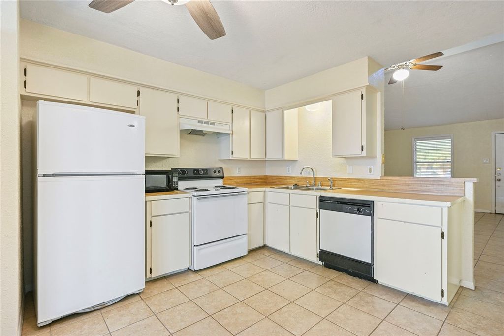 3325 Bluestem Circle, College Station, TX 77845 — photo 5
