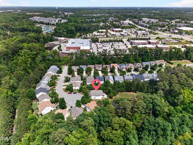 4007 Jockey Club Circle, Cary, NC 27519